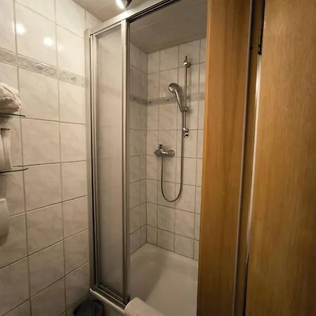 Gasthuis Im Charme Der 90er Trier